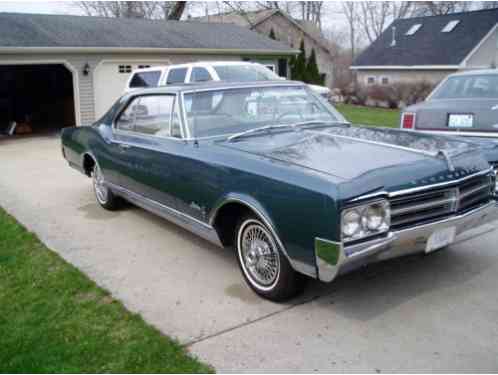 1965 Oldsmobile Starfire