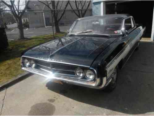 1962 Oldsmobile Starfire