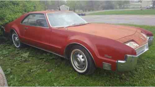 Oldsmobile Toronado (1966)