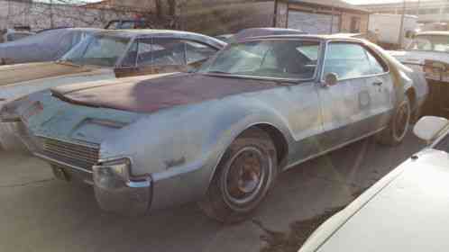 Oldsmobile Toronado (1966)