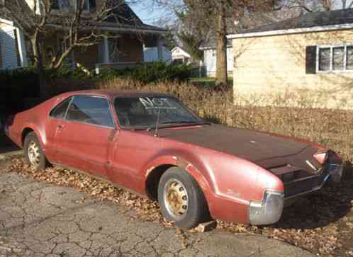 Oldsmobile Toronado Coupe (1966)