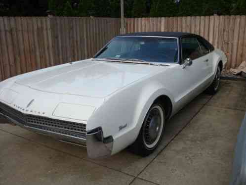 Oldsmobile Toronado (1967)