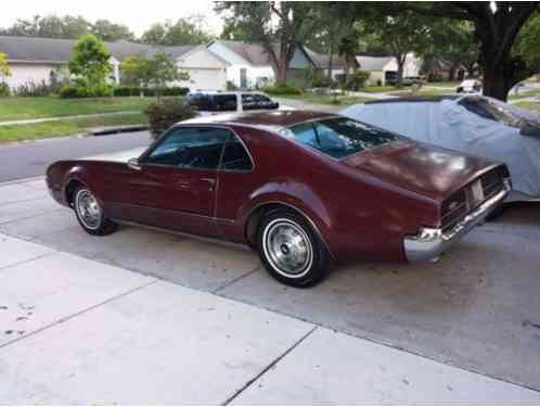 Oldsmobile Toronado Deluxe (1966)