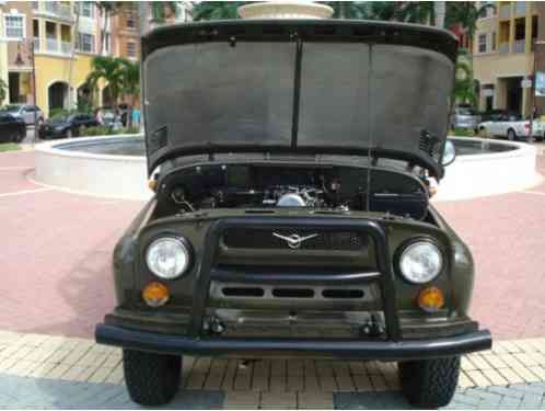 1980 UAZ 469-B