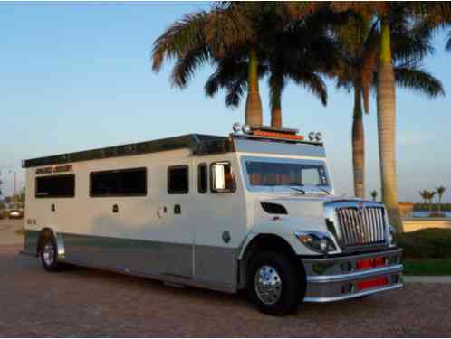 2009 Other Makes International Limousines