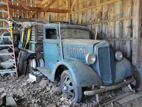 Other Makes Reo Speedwagon Truck (1934)