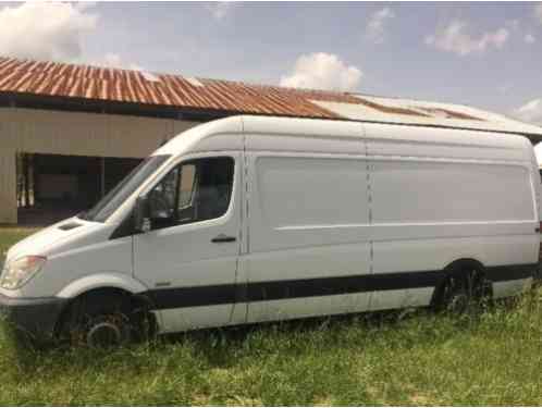 Freightliner Sprinter 2500 High (2010)