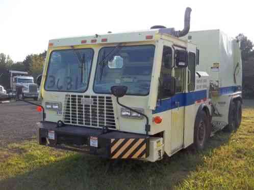 2004 Other Makes Trash Truck