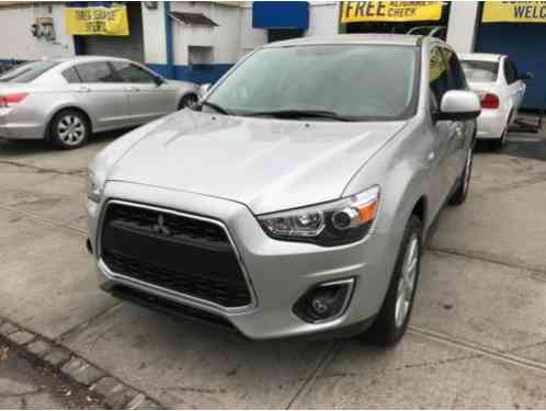 2015 Mitsubishi Outlander Sport 2. 4 ES AWD 4dr Crossover