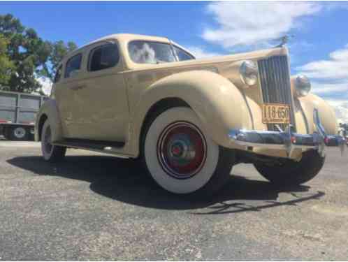 Packard 110 (1938)