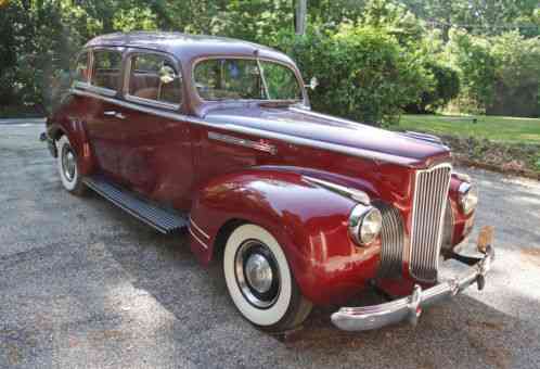 Packard 110 Touring Sedan (1941)