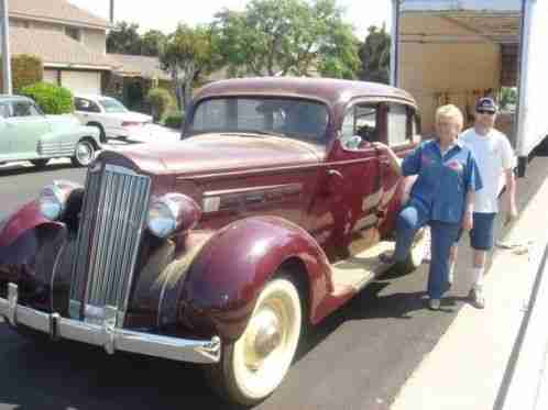 Packard 120 120 (1935)