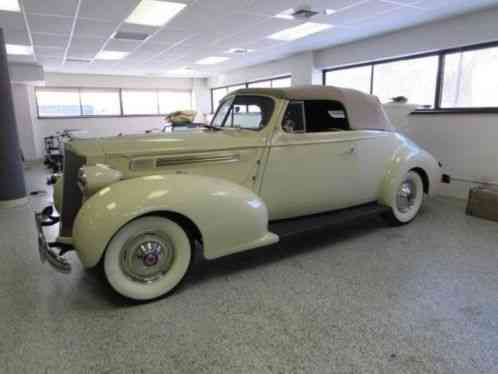 Packard 120 120 Convertible (1939)