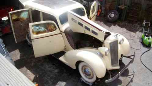 1937 Packard