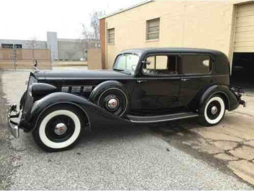 Packard 1404 (1936)