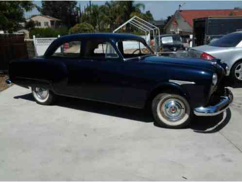 Packard 200 sedan (1951)