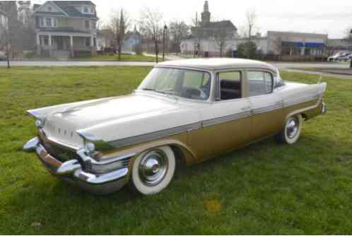 1957 Packard Clipper