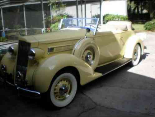Packard Coupe (1936)