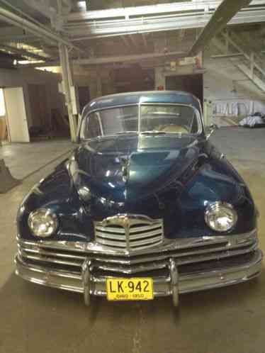 Packard DELUXE TOURING SEDAN (1950)