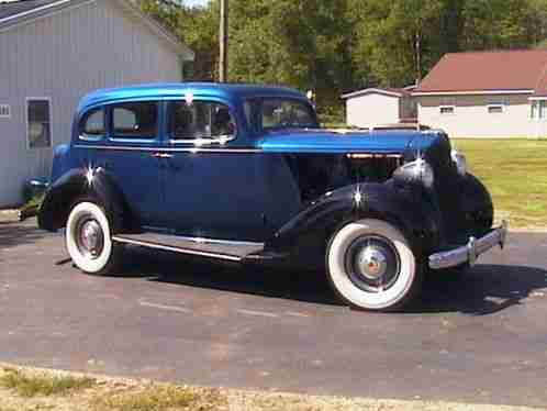 Packard Eight 210 (1936)