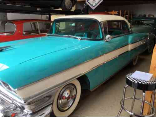 Packard Executive 2-door hardtop (1956)