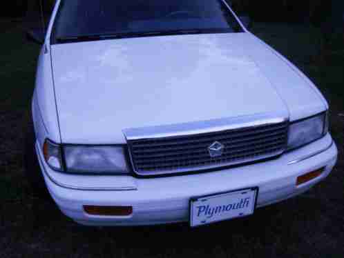 Plymouth Acclaim (1991)