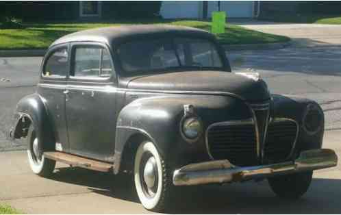 Plymouth DELUXE (1941)