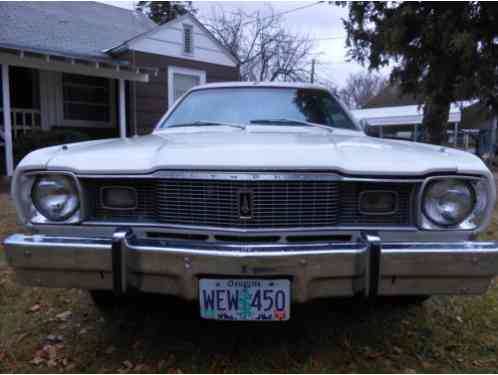 Plymouth Duster (1975)