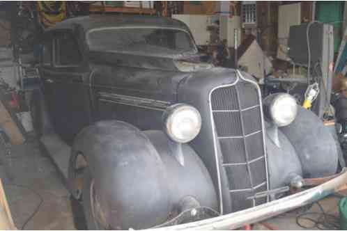 Plymouth Four Door Business Sedan (1935)