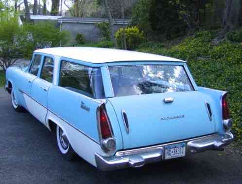 Plymouth Fury Suburban Custom (1957)