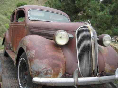 1937 Plymouth DeLuxe