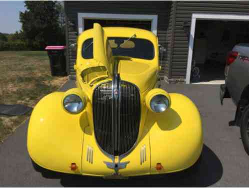 1938 Plymouth delux