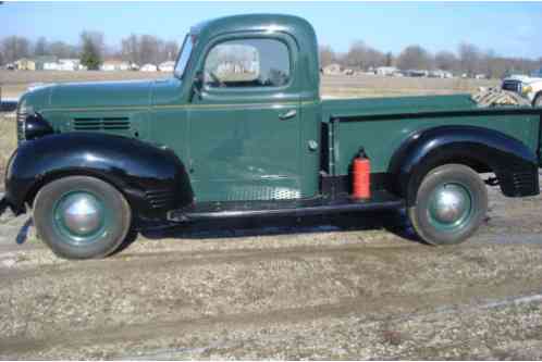 Plymouth pt105 (1940)