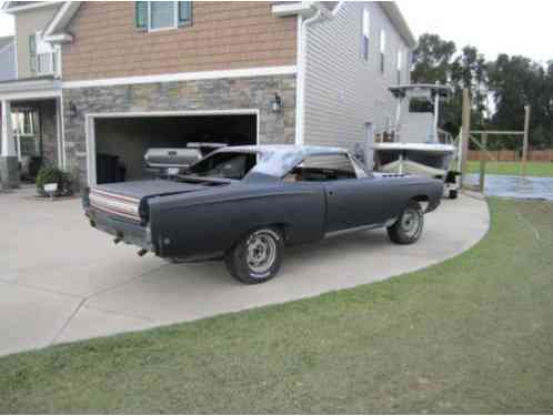 1968 Plymouth Road Runner