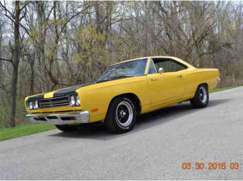 Plymouth Road Runner 440 SIX BARREL (1969)