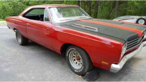 1969 Plymouth Road Runner Base road runner