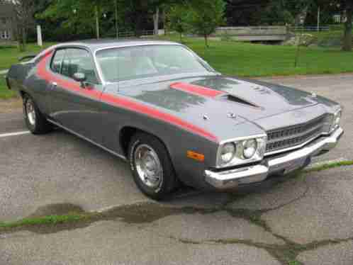 Plymouth Road Runner (1974)