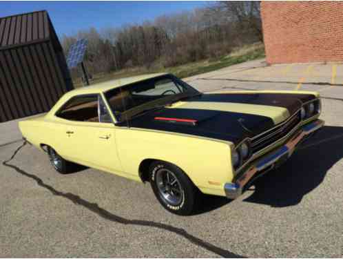 1969 Plymouth Road Runner Road Runner