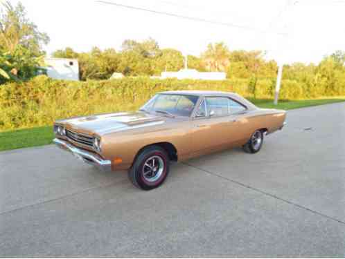 Plymouth Road Runner road runner (1969)