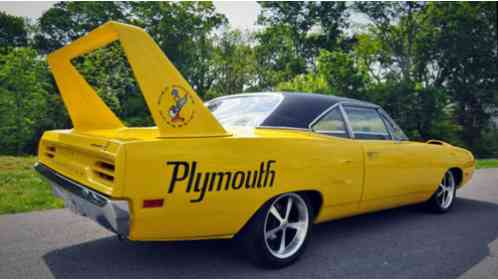 Plymouth Road Runner SuperBird (1970)