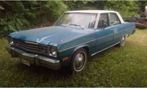 Plymouth Valiant Sedan (1974)