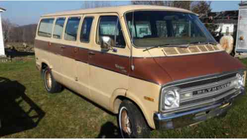 1977 Plymouth Voyager