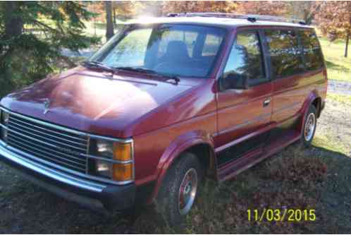 Plymouth Voyager (1985)