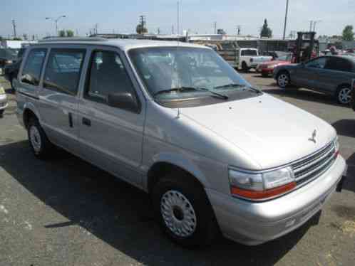 Plymouth Voyager (1995)