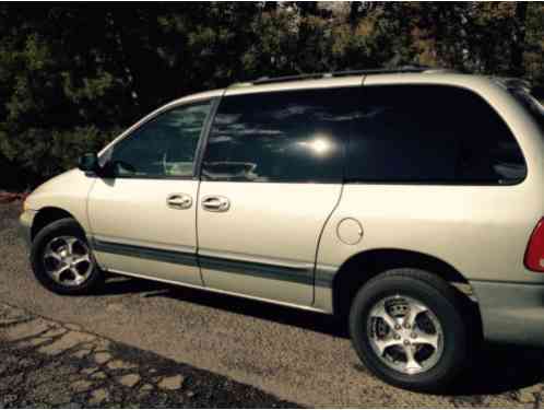 2000 Plymouth Voyager