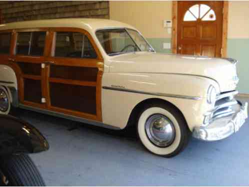 Plymouth Woodie (1950)