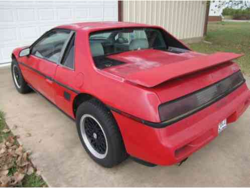 Pontiac Fiero Cloth (1988)