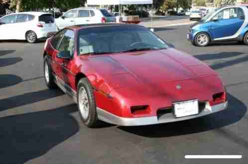 Pontiac Fiero (1987)