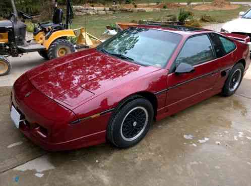 19880000 Pontiac Fiero GT