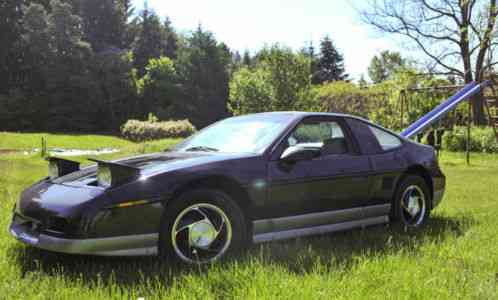 Pontiac Fiero (1986)